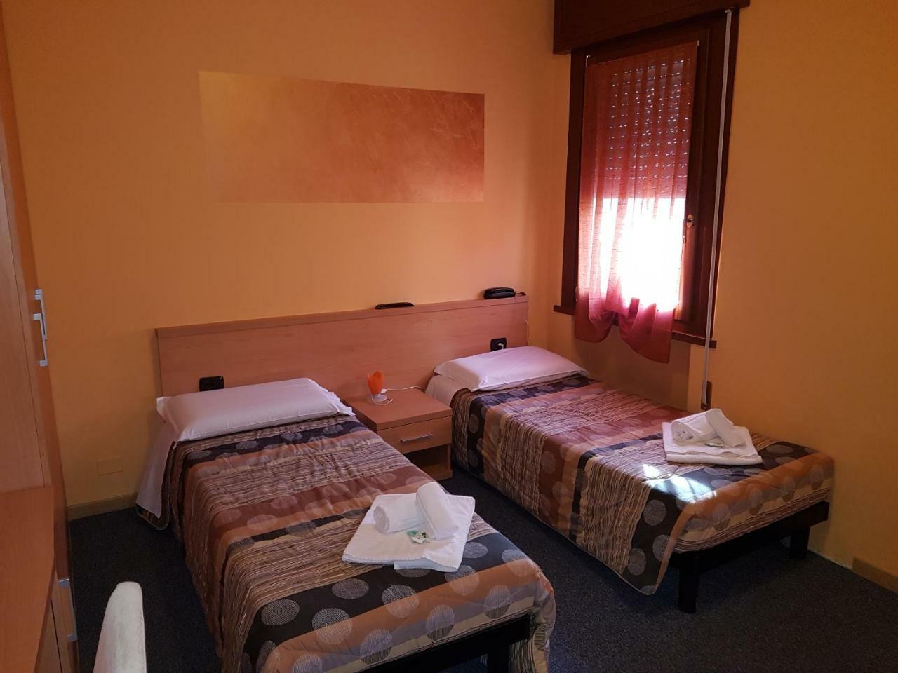 Albergo Ristorante Al Gallo Sanguinetto Buitenkant foto