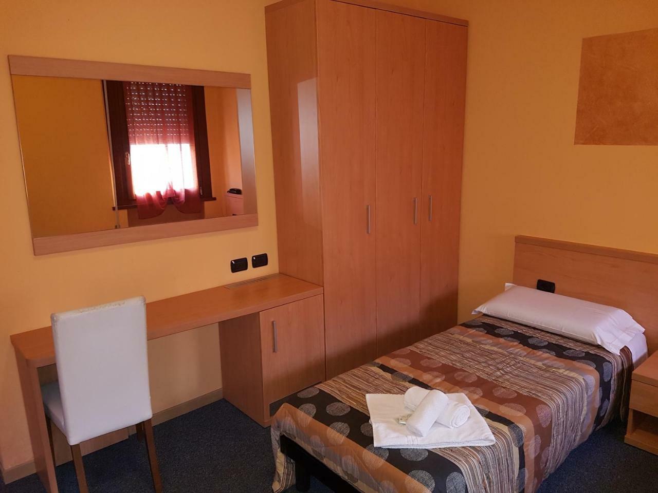 Albergo Ristorante Al Gallo Sanguinetto Buitenkant foto
